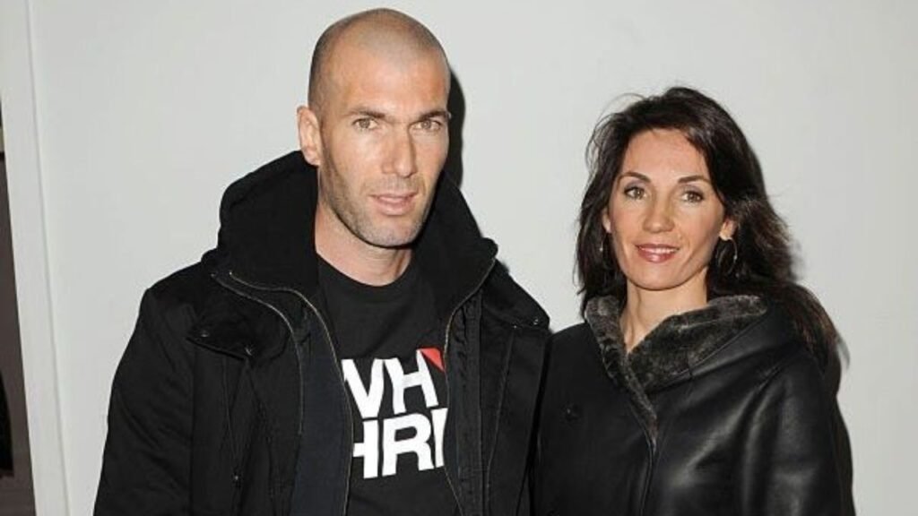 He is married to Véronique Fernández Zidane since 1994.