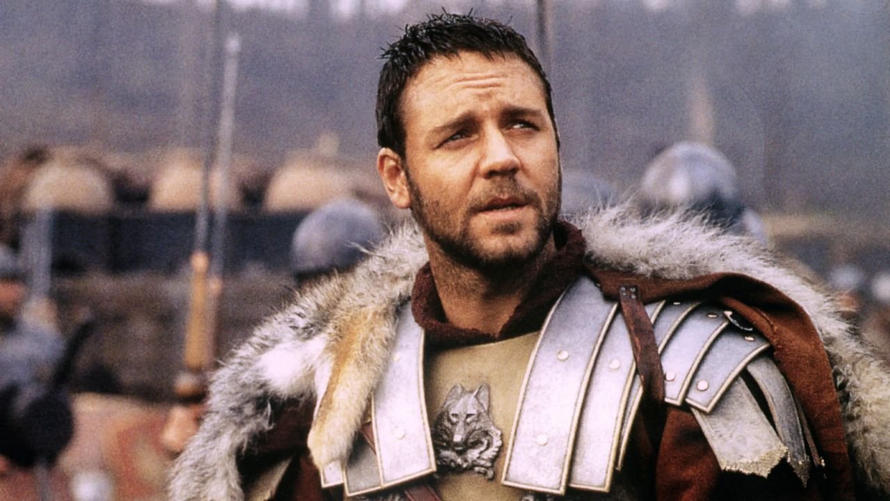 Russell Crowe's Net Worth Details