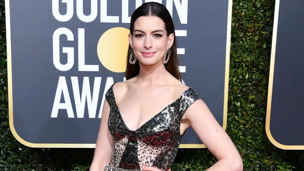 Anne Hathaway biography