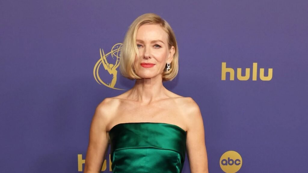 Naomi Watts biography