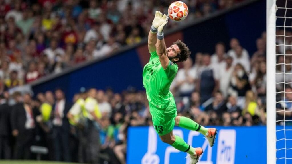 Alisson Becker's biography